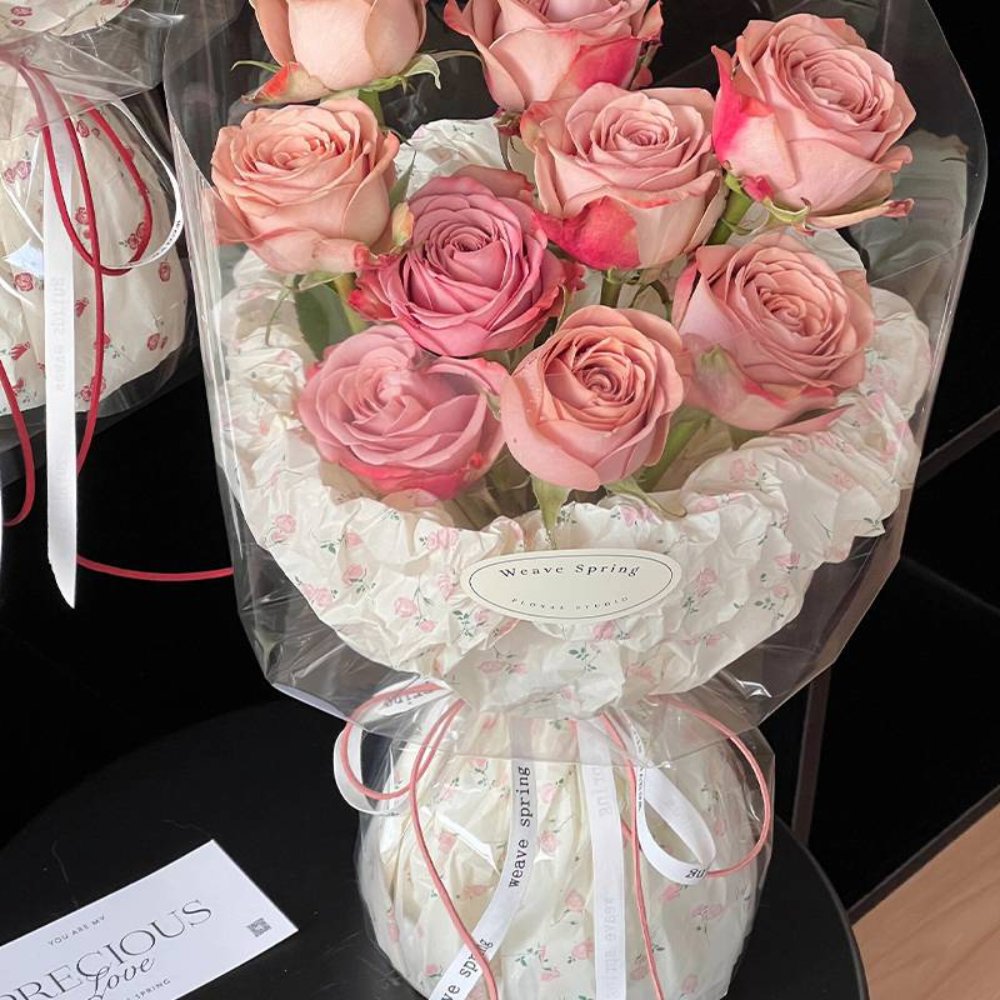 Tissue paper Extra-Thick Floral Wrapping Liner Paper | Bouquet Packaging Supplies | Floristry & Flower Shop Materials | Bow-Print Tissue Paper